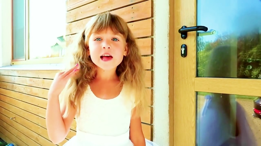 ماجراهای آریانا کوچولو - اپیزود 54 - لباس جدید و آرایش آریانا کوچولو